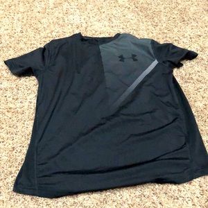 Black Under Armour Top-Youth